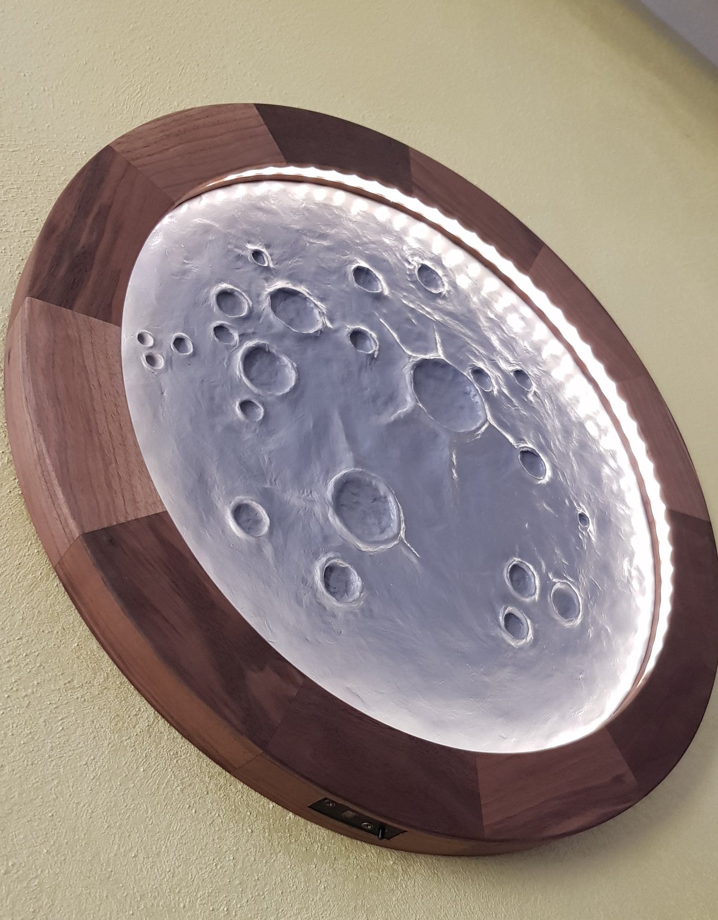 DIY Realistic Moon Lamp - Handcrafted Lunar Masterpiece!