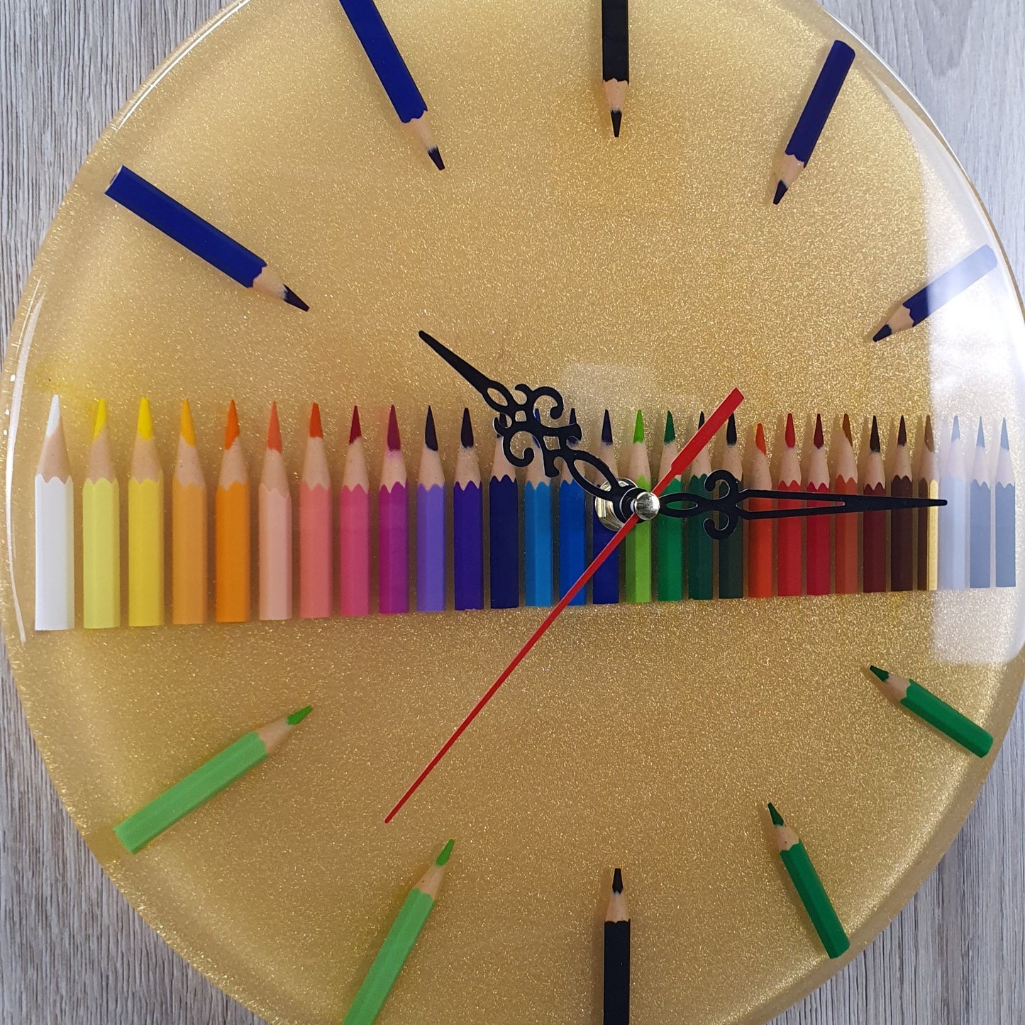 Epoxy Resin and Colored Pencil Clock – A Unique Handmade Piece